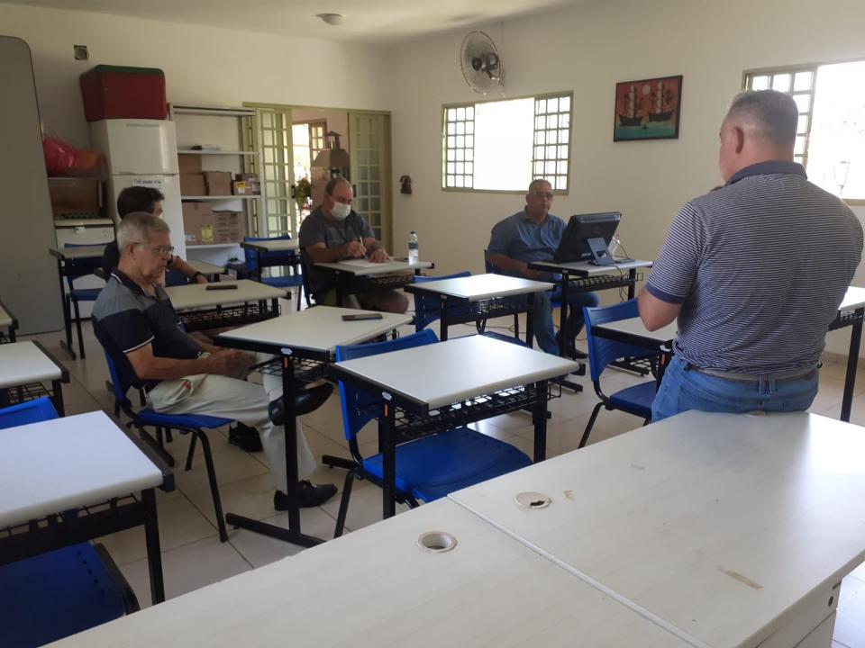 Foto 2 de 5 — Associação Amar elege diretoria e avança com projetos